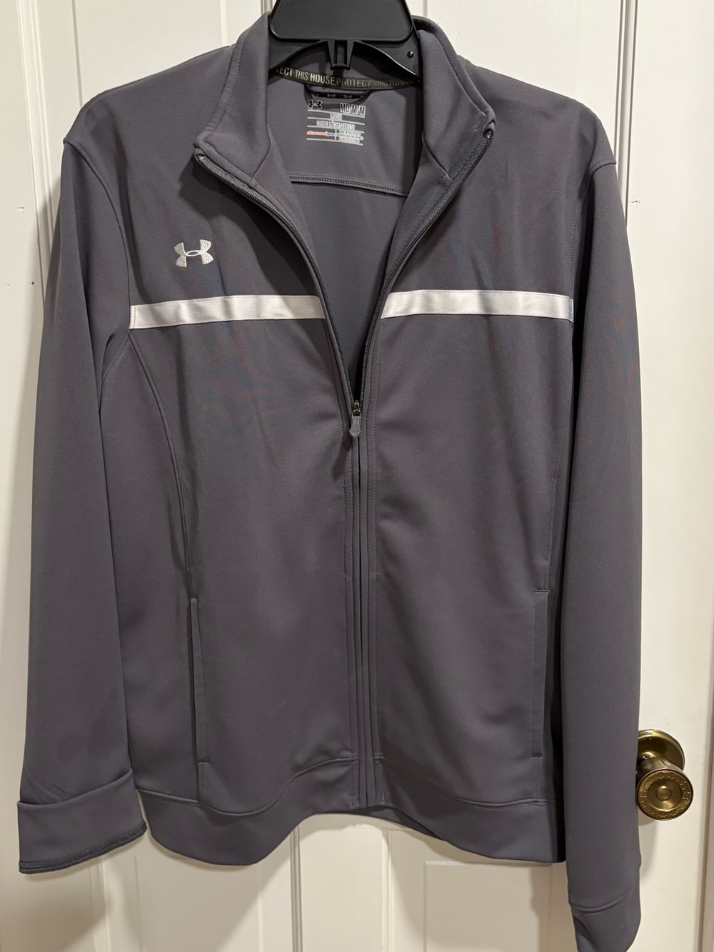 Under Armour Women’s -Zip Athletic Jacket in Charcoal Gray